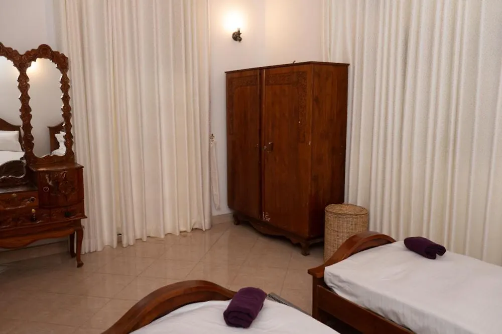 Bed & Breakfast Villa Di Angelo Negombo